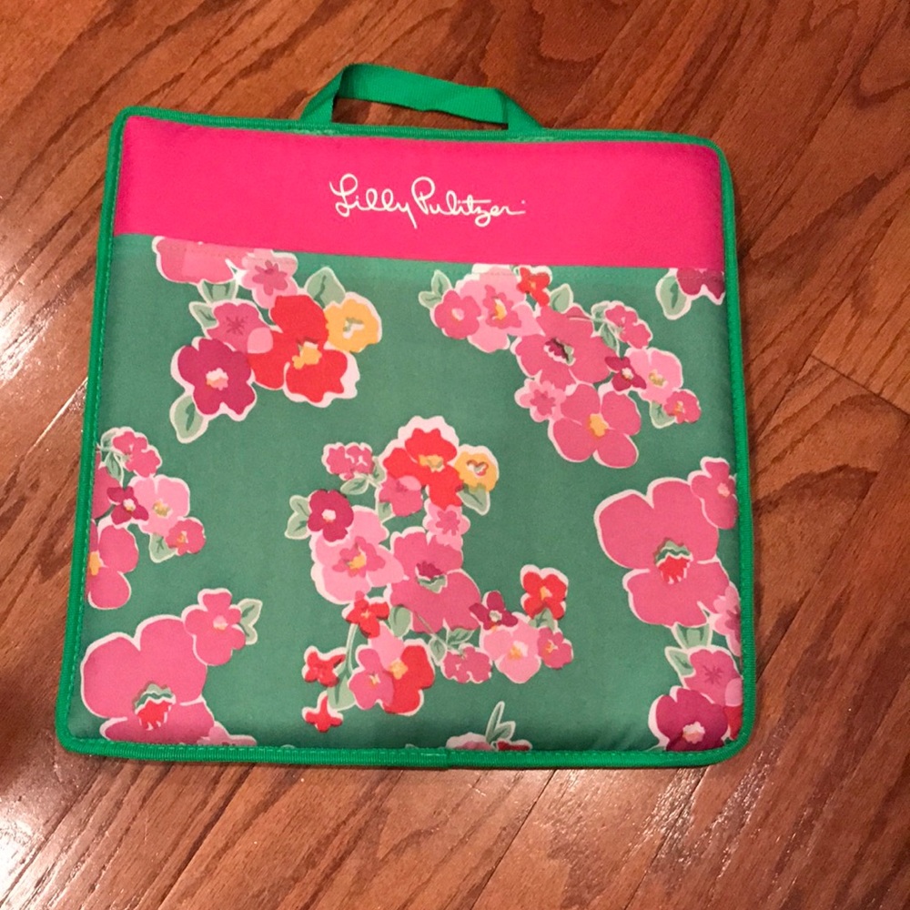 Lilly Pulitzer stadium seat - never used